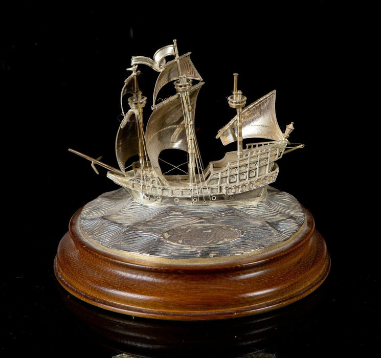 ROYAL MINT 'GOLDEN HIND' LIMITED EDITION STERLING SILVER GALLEON SHIP MODEL C.O.A.
