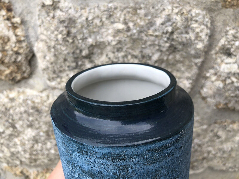 ANNE JONES, TROIKA CORNWALL - STUDIO ART POTTERY CYLINDER VASE, BLUE CIRCLES