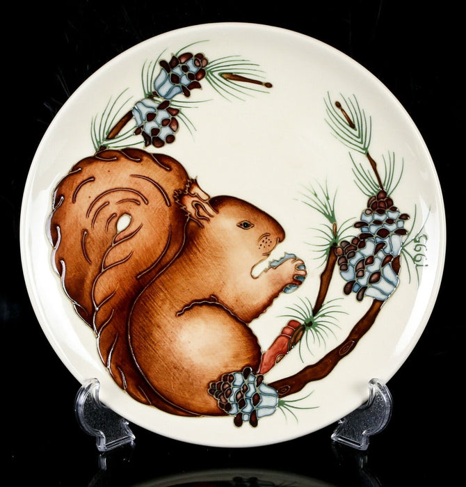MOORCROFT POTTERY 'SQUIRREL' 1995 LIMITED EDITION FLORAL FLOWER PLATE CHARGER