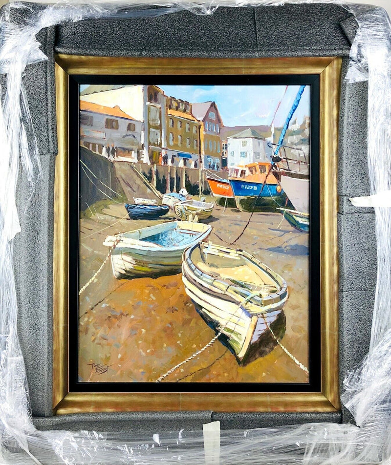 § TONY FORREST 'BOATS ON THE SAND' MEVAGISSEY CORNWALL COASTAL HARBOUR, OIL ON CANVAS, SIGNED