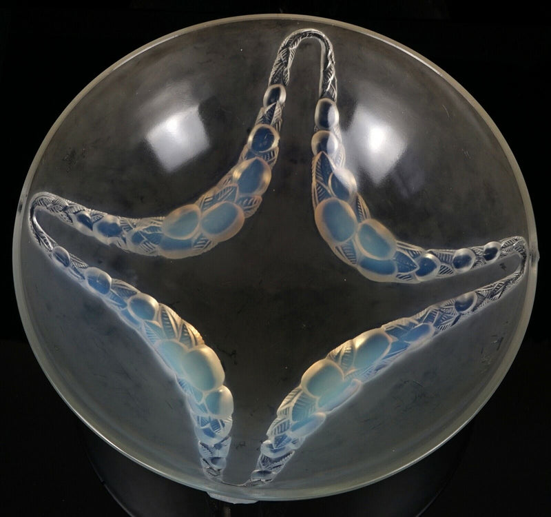 R LALIQUE 'VILLENEUVE' LARGE FROSTED/OPALESCENT GLASS CENTREPIECE BOWL DISH 402