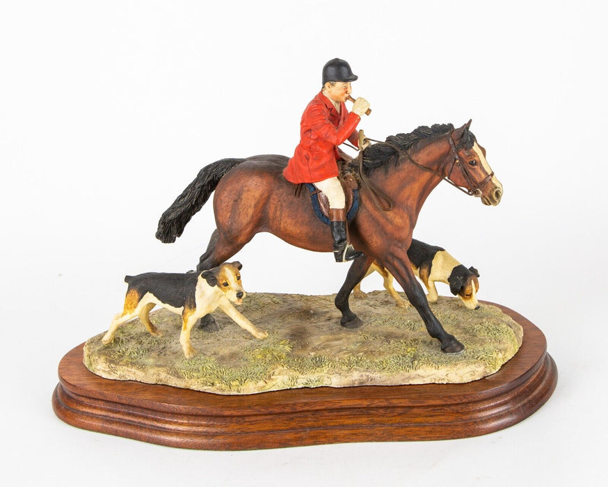 ANNE WALL, BORDER FINE ARTS 'COLLECTING THE HOUNDS' LIMITED EDITION FIGURE MODEL