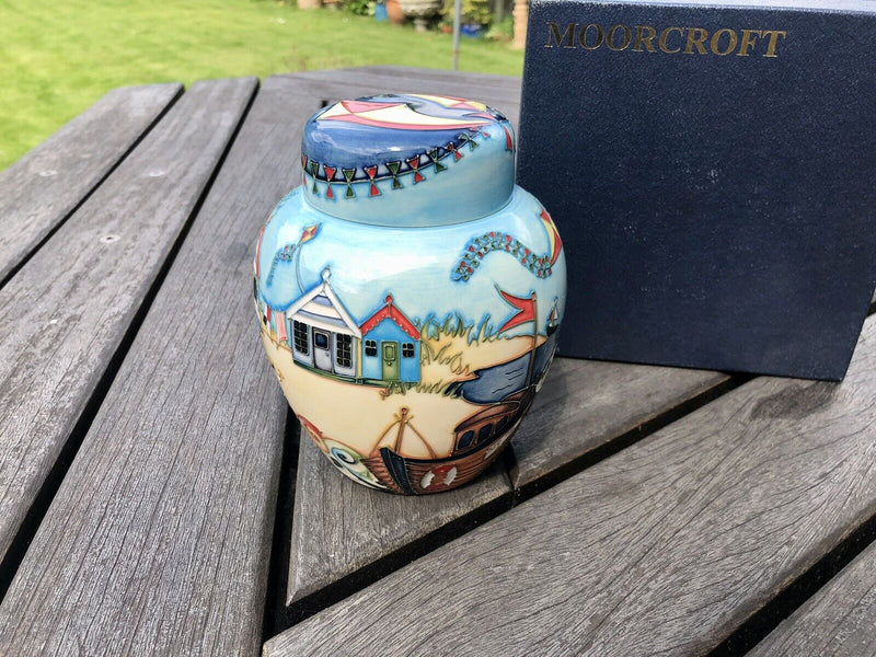 MOORCROFT 'BESIDE THE SEASIDE' 2008 NICOLA SLANEY GINGER JAR VASE 24/250, BOXED