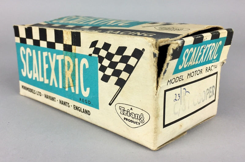 SCALEXTRIC, COOPER, VINTAGE TRIANG MINIMODELS ELECTRIC RACING CAR -C/81- BOXED