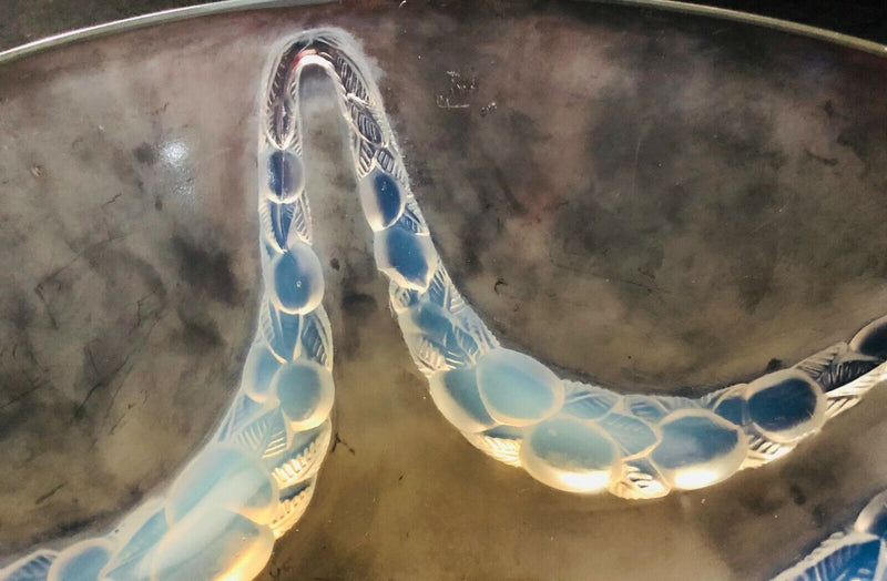 R LALIQUE 'VILLENEUVE' LARGE FROSTED/OPALESCENT GLASS CENTREPIECE BOWL DISH 402