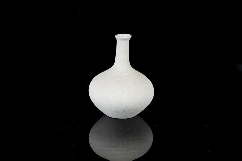LINDFORM, SWEDEN - C20th SCANDINAVIAN CERAMIC ART DESIGN WHITE VASE
