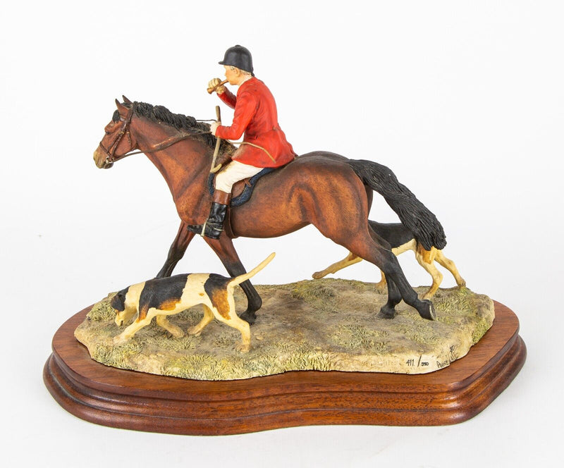 ANNE WALL, BORDER FINE ARTS 'COLLECTING THE HOUNDS' LIMITED EDITION FIGURE MODEL