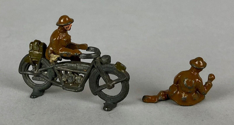 SKYBIRDS SCALE MODELS, MOTOR CYCLE DISPATCH RIDER, MACHINE GUN & CREW- SET No. 9