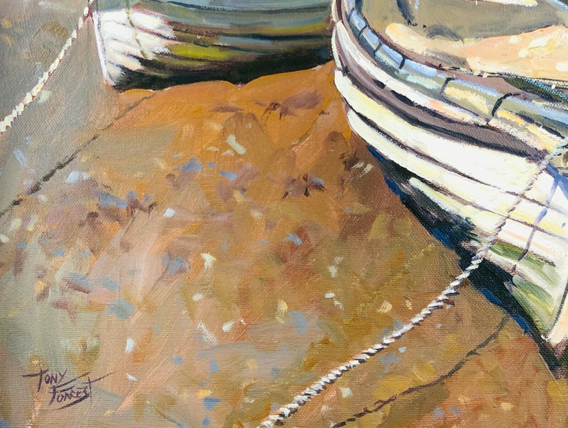 § TONY FORREST 'BOATS ON THE SAND' MEVAGISSEY CORNWALL COASTAL HARBOUR, OIL ON CANVAS, SIGNED