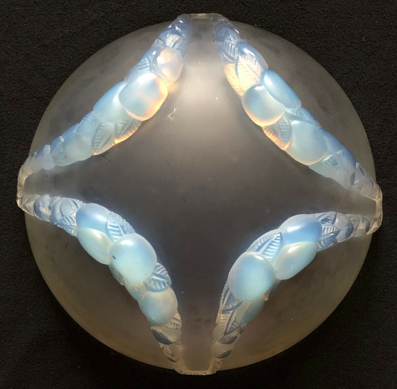 R LALIQUE 'VILLENEUVE' LARGE FROSTED/OPALESCENT GLASS CENTREPIECE BOWL DISH 402