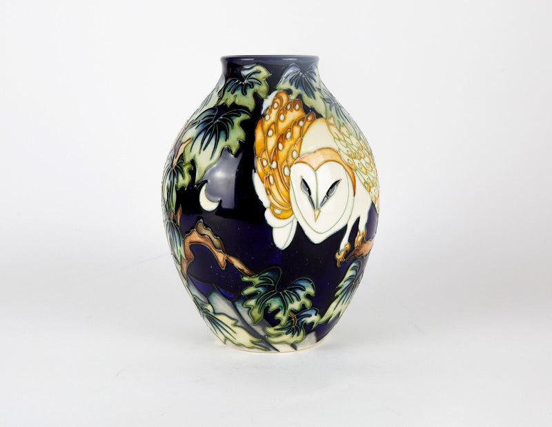 MOORCROFT POTTERY 'BARN OWL IN FLIGHT' 2008 KERRY GOODWIN NIGHT SKY VASE, BOXED