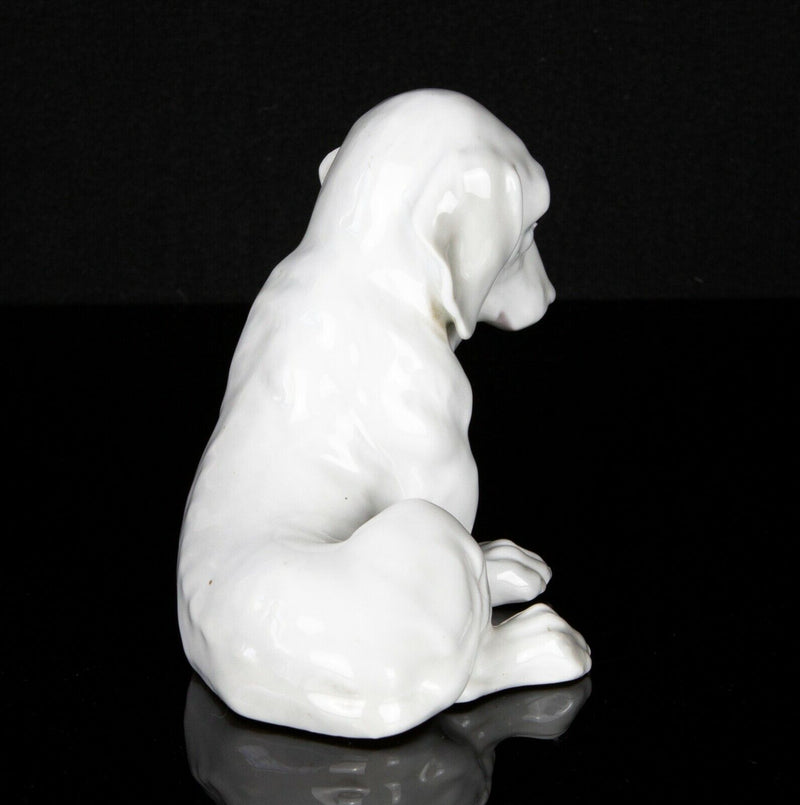 HEUBACH GEBRUDER, DACHSHUND, GERMAN PORCELAIN FIGURE MODEL SEATED DOG HOUND