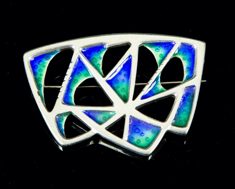 DAVID LAWRENCE - C20th DESIGN STERLING SILVER & BLUE/GREEN ENAMEL BROOCH BADGE