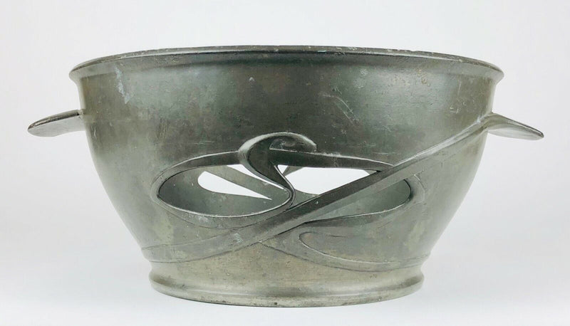 ARCHIBALD KNOX, LIBERTY & Co. - TUDRIC PEWTER TWIN HANDLED FRUIT BOWL DISH 0318