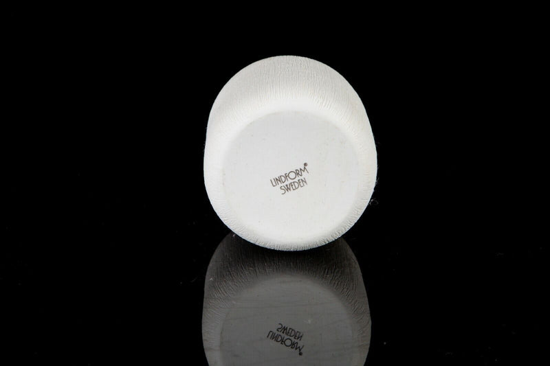 LINDFORM, SWEDEN - C20th SCANDINAVIAN CERAMIC ART DESIGN WHITE VASE