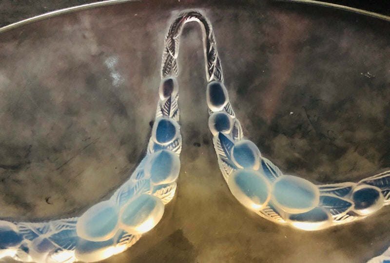 R LALIQUE 'VILLENEUVE' LARGE FROSTED/OPALESCENT GLASS CENTREPIECE BOWL DISH 402