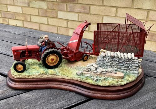 BORDER FINE ARTS 'A TIGHT TURN' LARGE LIMITED EDITION FIGURE MODEL 314/750 & COA