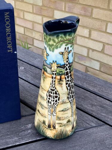 MOORCROFT POTTERY 'SHIMBA HILLS' 2005 SIAN LEEPER GIRAFFE EWER JUG VASE 254/300