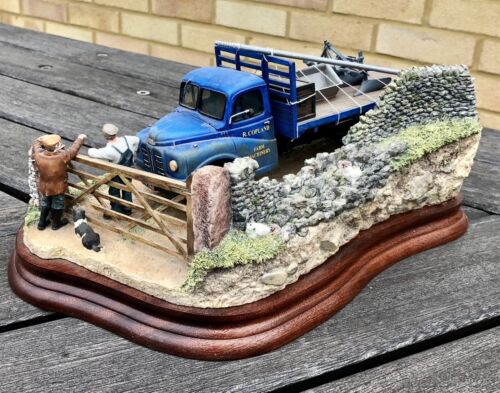 BORDER FINE ARTS '3 MILE UP T' ROAD' LARGE LIMITED EDITION FIGURE MODEL 265/500