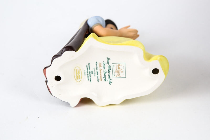 WDCC 'WON'T YOU SMILE FOR ME?' DISNEY SNOW WHITE SEVEN DWARFS FIGURE MODEL, BOX