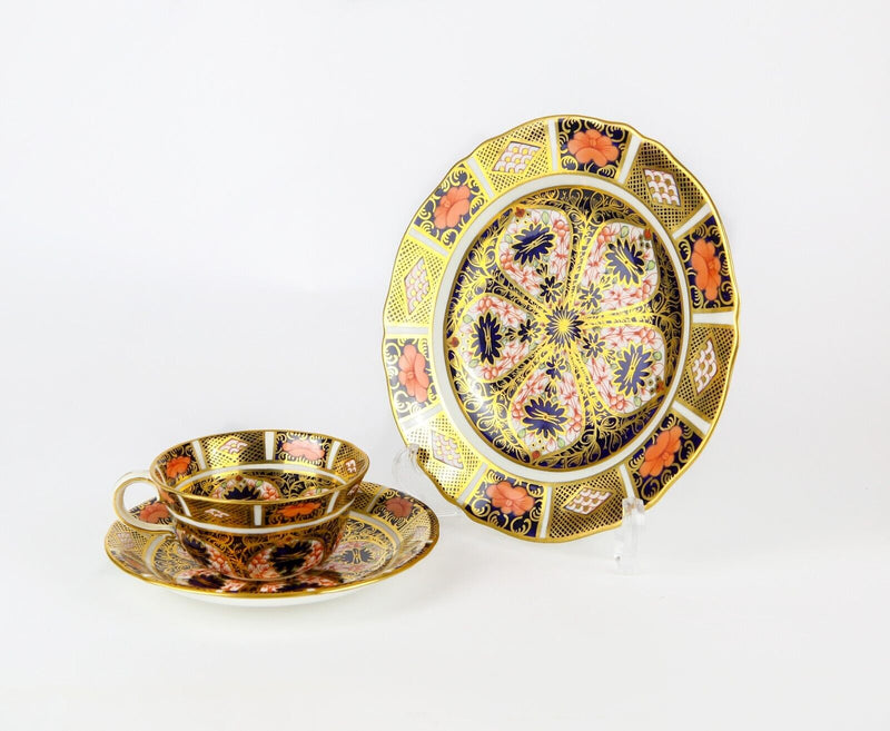 ROYAL CROWN DERBY - JAPANESE OLD IMARI TEA CUP SAUCER PLATE DISH TRIO