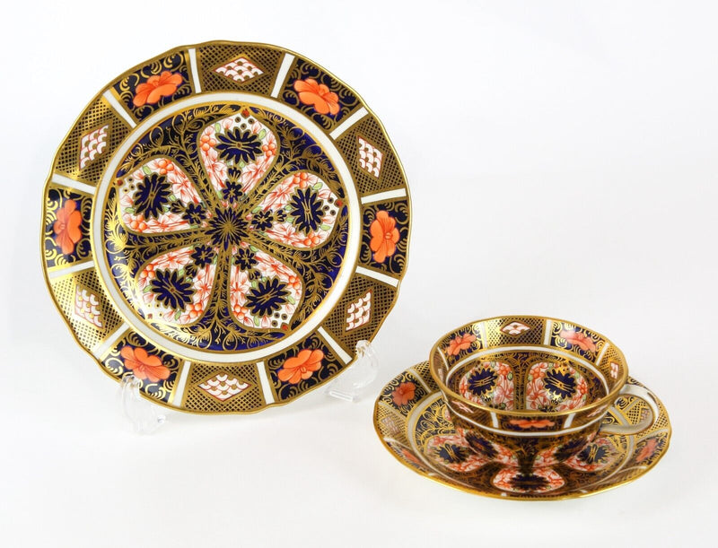 ROYAL CROWN DERBY - JAPANESE OLD IMARI TEA CUP SAUCER PLATE DISH TRIO