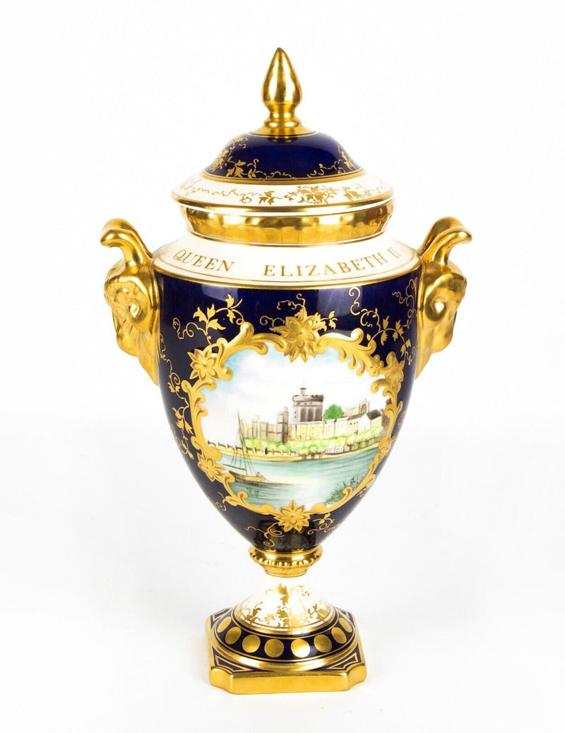 COALPORT - QUEEN ELIZABETH II ERII SILVER JUBILEE BONE CHINA VASE 102/200, BOXED