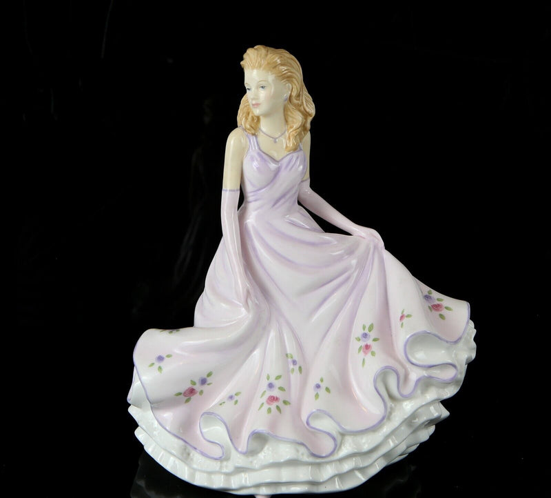 ROYAL DOULTON 'DANIELLE' GIRL LADY DRESS FIGURE MODEL HN5529