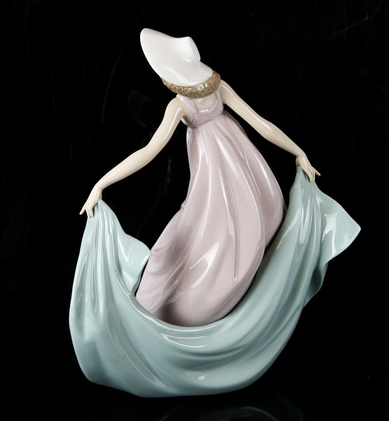 LLADRO 'SPRING DANCE' FIGURE MODEL 5663 GIRL LADY HAT DRESS VEIL