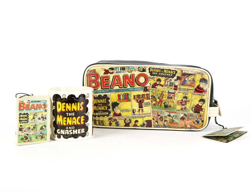BEANO, DENNIS THE MENACE - WILD & WOLF VINTAGE COLLECTION WASH BAG & DRINKING MUG