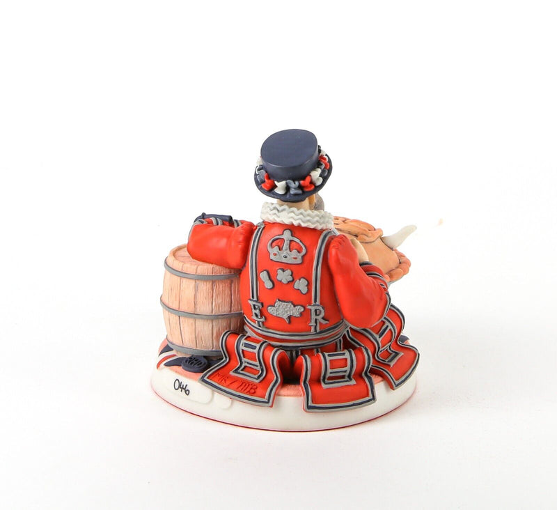 ROBERT HARROP 'DESPERATE DAN BEEFEATER' QUEEN DIAMOND JUBILEE RETRO PAINT BDQDJ3